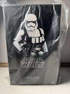 Star Wars Hot Toy Brand New Star Wars Heavy Gunner Storm Trooper 🔥 - Picture 1 of 3