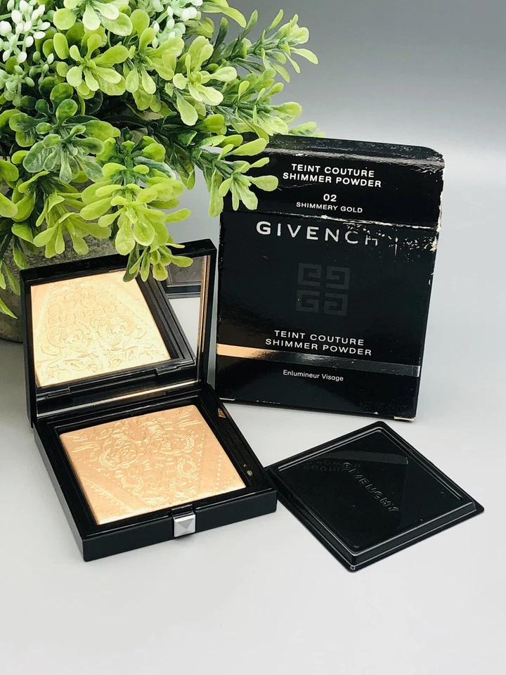 Givenchy Teint Couture Shimmer Powder Color 01 Shimmery Pink