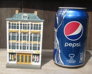 Mini Dutch Canal House Kleedermagazijn Blokker Amsterdam Collectable Hand Paint - Picture 1 of 5