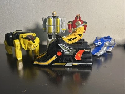 Vintage Bandai Power Rangers Megazord MIXED Parts Ninja Zeo - Image 1 of 4