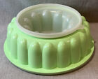 VTG Tupperware 3 piece Jello Mold / Ice Ring #1202 Mint Green