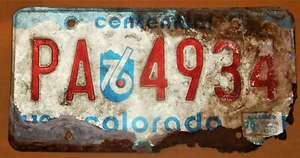 76 Centennial CO Roached License Plate VTG Dirt Ford Chevy Rat Hot Rod Original - Picture 1 of 3