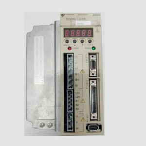 ▀▄▀▄▀ YASKAWA SGDH-15AE - VER. 34942 - AC SERVO DRIVER -- SGDH 15AE - Bild 1 von 2