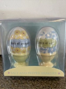 Easter Egg Salt and Pepper Shakers Set Dash Of Pepper Pinch Of Salt - Picture 1 of 7
