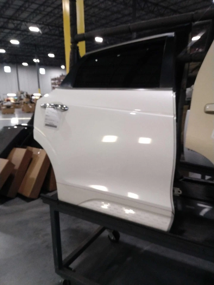 Conjunto de puerta trasera derecha usado lado trasero se adapta a: Honda Crosstour 2010 trasero eléctrico Foto 1 de 4