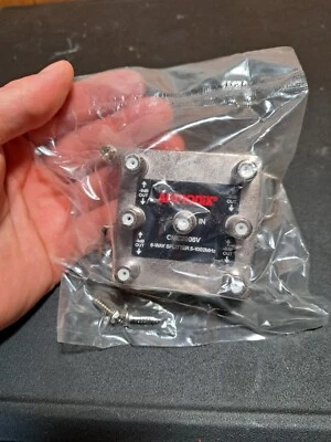 Antronix 6-way RG6 Splitter Coaxial Signal New In Package - Image 1 of 2