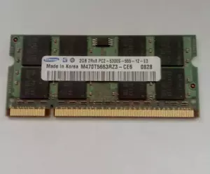 Samsung 2GB PC2-5300 DDR2-667 Laptop Memory M470T5663RZ3-CE6 - Picture 1 of 1