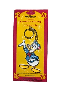Vintage 1970s Rare Disney Donald Duck Keychain - New in Packaging - Picture 1 of 3