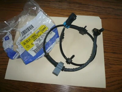 Chevrolet Express 3500 2500 GMC Savana Abs Speed Sensor OEM Front 18061091 - Image 1 of 2