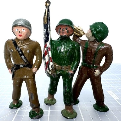 Barclay World War 2 Flag Bearer Trumpet Military Toy Soldiers Podfoot Figures - Image 1 of 4