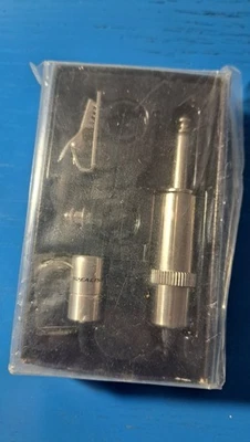 New Realistic Condenser Microphone Cat. No 33-1056A - Image 1 of 4