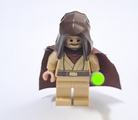 LEGO Star Wars Qui-Gon Jinn 7665 Light Flesh Jedi Knight Minifigure!