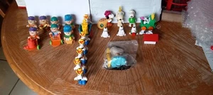 Lot of 30+ pcs McDonald's Peanuts Farm Figures & Misc other Snoopy items - Picture 1 of 1