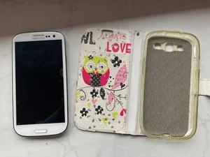 Samsung Galaxy S3 GT-I9300 Weiß Zubehörpaket - Bild 1 von 2