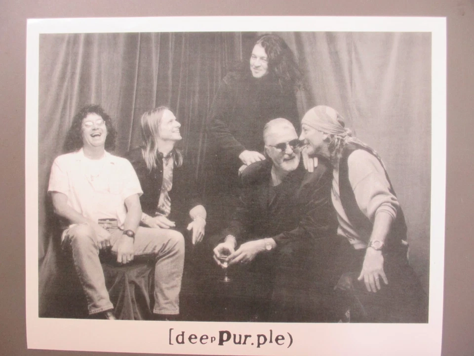 Deep Purple black & white 8 X 10 glossy promo photo ! - Image 1 of 1