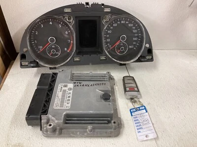 Módulo de control del motor Volkswagen Passat 2010 fabricante de equipos originales velocímetro y llave Foto 1 de 4