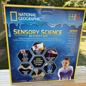 Kit de actividades científicas sensoriales educativas para niños de National Geographic STEM 10+ - Imagen 1 de 6