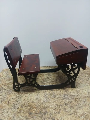 American Girl Pleasant Company Samantha's Victorian School Desk 1995 Vintage - Image 1 of 4