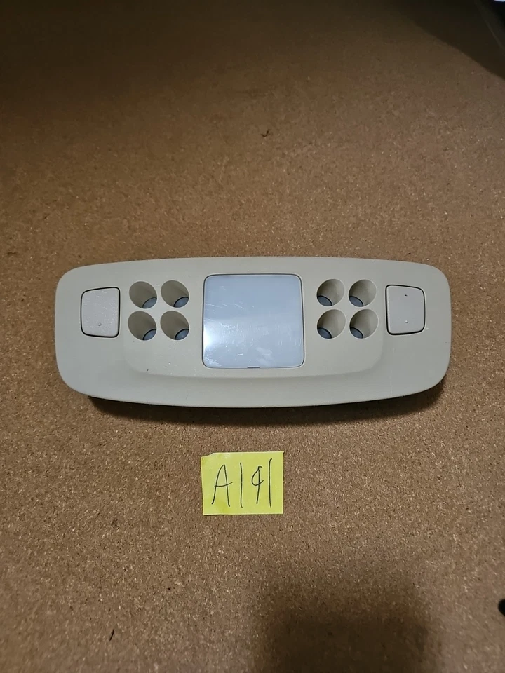 06-10 LEXUS IS250 IS350 TETO TRASEIRO INTERIOR CÚPULA LUZ FABRICANTE DE EQUIPAMENTO ORIGINAL - Imagem 1 de 4