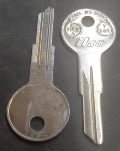 ILCO TEN (10) PACK L1122A 6SC 421B10R Y101 Key Blanks Studebaker Yale - Picture 1 of 1