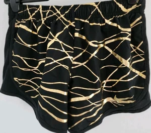 NIKE Dri-Fit Girls Tempo Black Running Shorts Ribbon Graphic Activewear - Picture 1 of 11