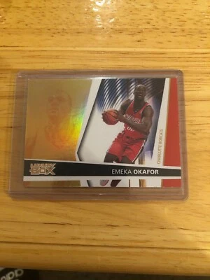 2006 Topps Luxury Box Emeka Okafor Parallel #/200 Charlotte Bobcats - Image 1 of 3