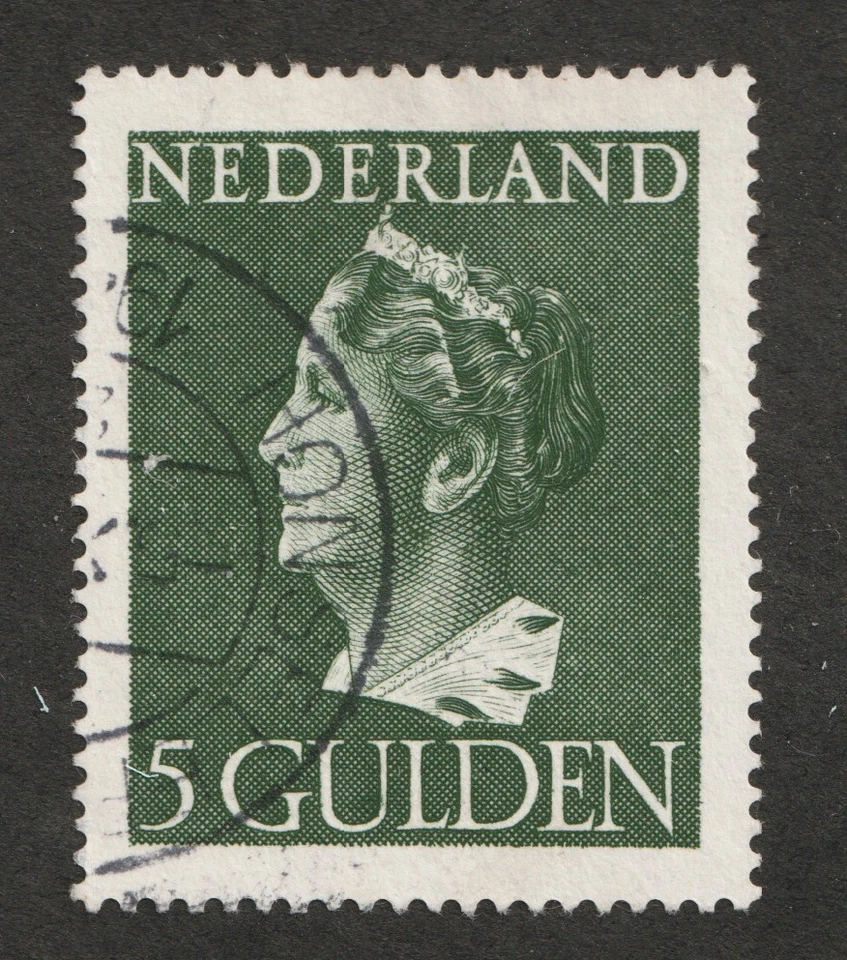 Países Bajos 1946 Sc# 280 - 5 florines, reina Guillermina. Sello usado CV$22,00 Foto 1 de 1