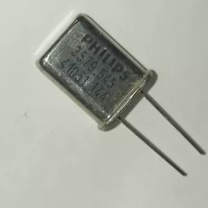 Quartz 1.144 Mhz 1144 KHz Philips NEUF/NOS Lot 1 Pcs E9h33/7 - Foto 1 di 3