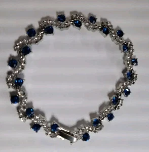 Bracciale pietra bianca e blu con tono argento - Foto 1 di 1