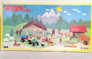 Woody Click - 266 - Bauernhof, neuwertig, in OVP - Traktor, Anhänger, Tiere - Bild 1 von 12