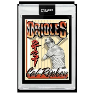 Tarjeta Topps Project 2020 349 - 1982 Cal Ripken Jr de Mr. Cartoon (con caja) en mano - Imagen 1 de 3