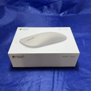 Microsoft Surface Mouse 3YR-00001 Brand BRAND NEW Model 1741 - Picture 1 of 3