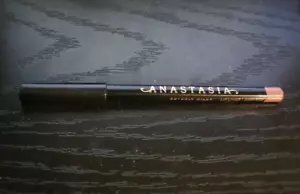 ANASTASIA BEVERLY HILLS~ Lip Liner ~ Dusty Rose ~ .05 oz - Picture 1 of 3