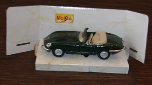 Vintage Maisto Diecast 1999 Jaguar Motorized 4.5" Green #21001 Die Cast Box - Picture 1 of 9