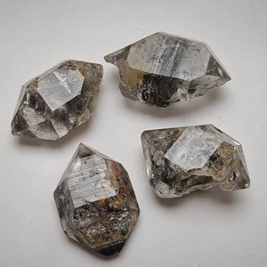 23g/4pcs 23-27mm Black Phantom Herkimer Diamond Quartz Crystal Healing 5005 - Picture 1 of 7