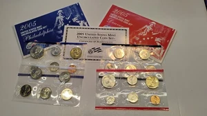2005 Uncirculated Coin Set US Mint Government Packaging - Picture 1 of 1