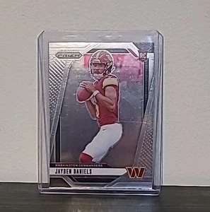 2024 Panini Prizm Jayden Daniels #347 Rookie Card - Picture 1 of 2