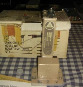 Vintage Amplica CD305329 Microwave Amplifier, Low Noise Amplifier, New Old Stock - Picture 1 of 8