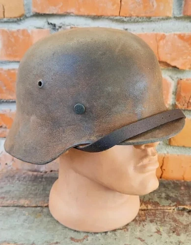 WW2 M35 German  Helmet WWII M 35. Combat helmet size 66