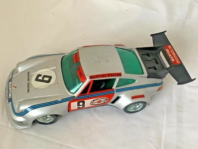 Porsche 911 Carrera Turbo RS Martini Racing 1/16 Schuco 356181 - Bild 1 von 4