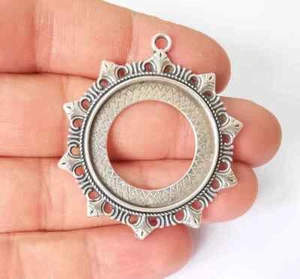 Rahmenanhänger Leer Lünette Antik Versilbert Schmuck Zubehör - Bild 1 von 3