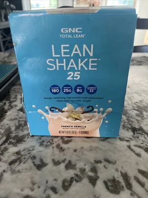Batido magro GNC Total - Proteína de reemplazo de comidas vainilla francesa Foto 1 de 4