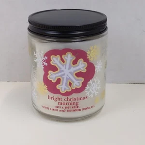 Bath & Body Works Bright Christmas Morning Candle 7oz Scented Essential Oils - Picture 1 of 4