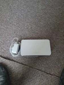 Sky Q Wireless Booster Model SE210 210 mit Netzteil WiFi Netzwerk Extender - Bild 1 von 5