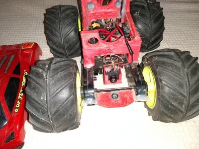 Coche de radiocontrol Tyco rebote FPV personalizado + cámara + receptor AV - regalo de Navidad Foto 1 de 4