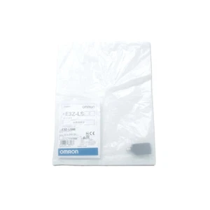 1PCS OMRON Unit E3Z-LL83 E3Z-LL86 E3Z-LL88 E3Z-LR61 E3Z-LR66 E3Z-LR81 - Picture 1 of 13