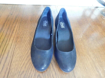 Zapatos de salón BASS Phylis Go to Comfort de 1 3/4" de tacón bajo talla 5 negros metálicos sin cordones usados en excelente estado Foto 1 de 4