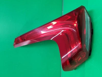 Volvo V40 D2 2015 luz trasera izquierda 31395844 Foto 1 de 4