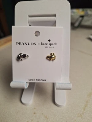 Pendientes asimétricos KATE SPADE X PEANUTS, Snoopy & Woodstock nuevos con etiquetas ¡Raros! Foto 1 de 4