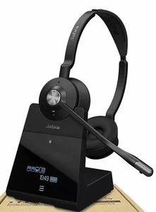 Jabra Engage 75 Stereo Wireless Ear-Pad Headset With Charger And Connection Wire - Photo 1/4